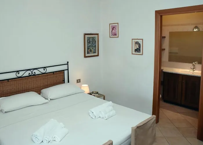 Casa Mistral By La Via Del Mare Viaggi E Vacanze * Віллазімьюс